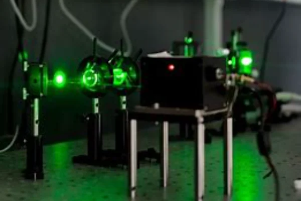 Nanosecond laser system